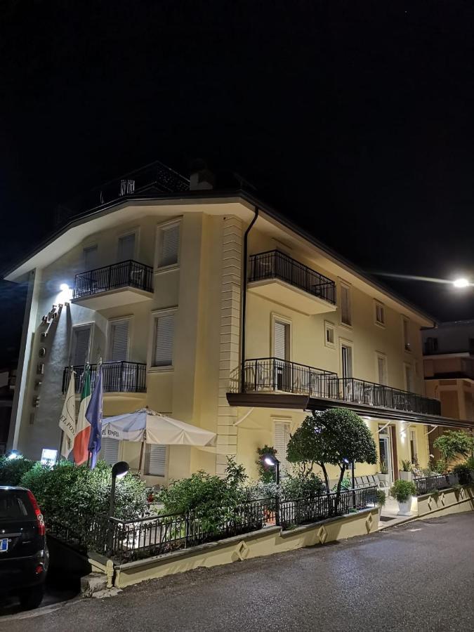 Hotel Pompei Fiuggi Esterno foto